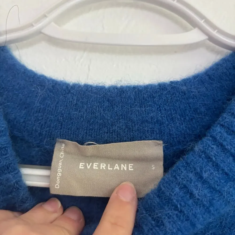 Everlane Alpaca Blend Crew Neck Sweater S Blue Fuzzy Knit Pullover Merino Wool